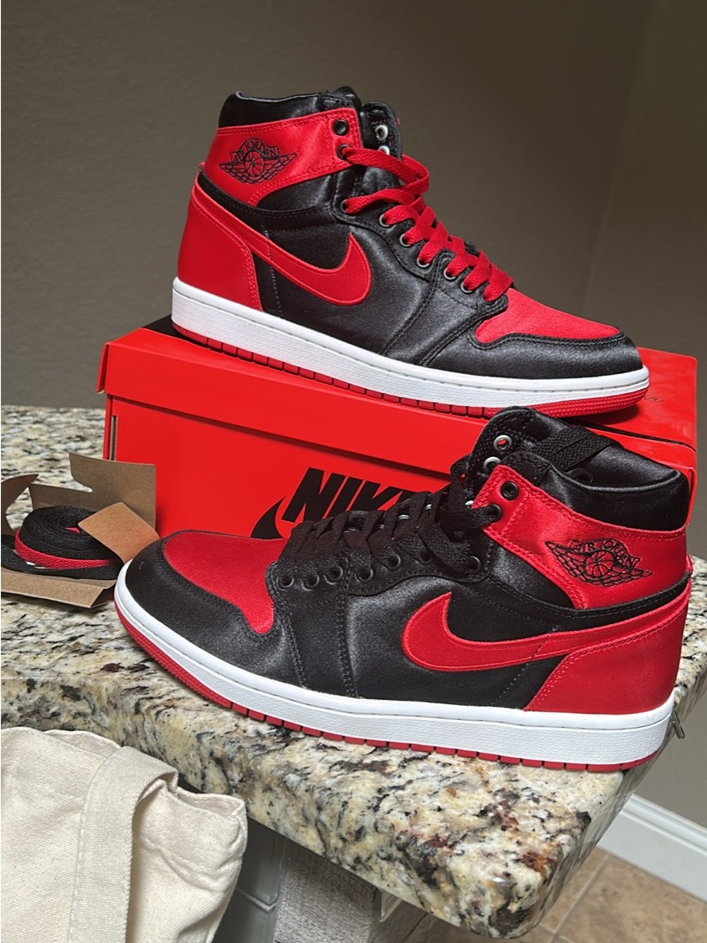 Nike Air Jordan 1 Retro High OG “Satin Bred” – Women’s Shoes Sneakers